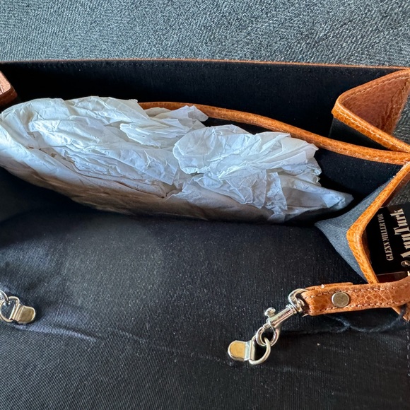 Western Looking Leather Purse High Quality - Picture 3 of 9